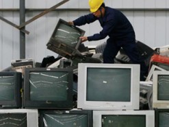 В Австралии создают микрофабрики для переработки старой электроники