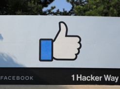 Facebook повернувся до переговорів з урядом Австралії