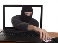 Интернет-мошенники за деньги предлагают украинцам "работу за рубежом"