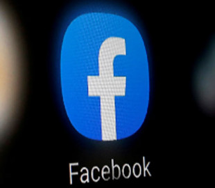 Facebook закрив сторінку італійської групи, де чоловіки публікували інтимні фото жінок