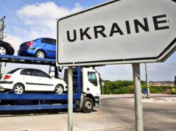 Митниця штрафує водіїв "євроблях" під час війни: як поводитися