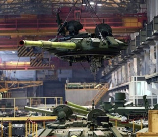 Українські хакери розкрили глибоку кризу російського ОПК