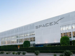 Инженер SpaceX подрабатывал торговлей персональной информацией в даркнете