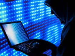 Польща передала США українського хакера, де його судять за торгівлю комп’ютерними паролями