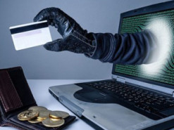 Аферисты через ПриватБанк и Ощадбанк наживаются на беженцах: самые опасные схемы обмана