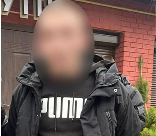 Підпалив поштове відділення та банк: на лаві підсудних у Дніпрі опинився 18-річний зловмисник