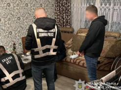 На Львівщині чоловік ошукав ветерана війни, оформивши на нього кредити на понад 200 тисяч гривень