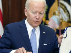 Байден посилив контроль над стрілецькою зброєю у Штатах - ЗМІ