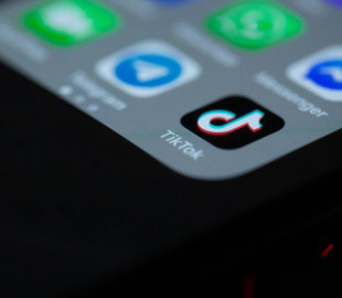 Албанія скасовує заборону на TikTok