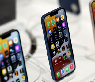 Apple столкнулась с нехваткой камер для iPhone 13