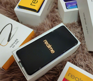 Обновления прошивок сильно замедляют зарядку смартфонов Realme