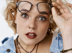 Абітурієнтів закликають вступати до вишів самостійно