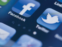 В Пакистане обязали Facebook и Twitter удалять посты, за отказ – блокировка