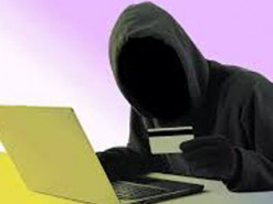 Шахраї ошукали шістьох українців на 95 тисяч гривень