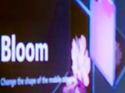 Samsung тайно показала новый складной смартфон