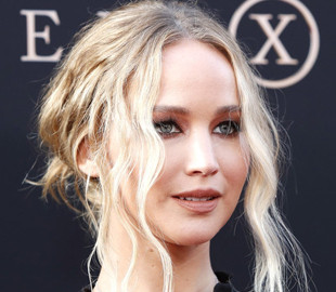 Звезда "Голодных игр" сыграет в комедии об астероиде-убийце от Netflix