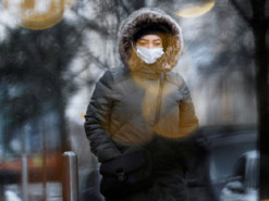 Даже трусы запретили: новые яркие фотожабы на локдаун в Украине