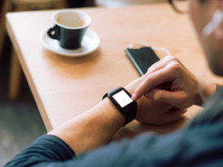 Рынок носимой электроники двигают вперед небольшие производители