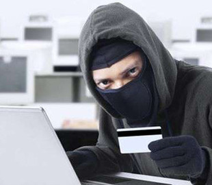 Поліцейські Шостки встановлюють особи псевдобанкірів, які обдурили двох громадян на понад 60 тисяч гривень