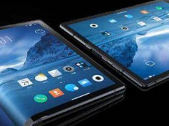 Первый в мире смартфон с гибким экраном распродали за несколько часов