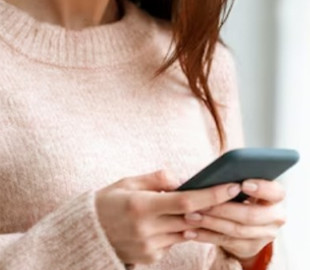 Курсантка видурила 860 тисяч гривень, вдаючи пораненого військового