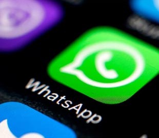 Вирусные сообщения WhatsApp привели к жестокому избиению людей на улице