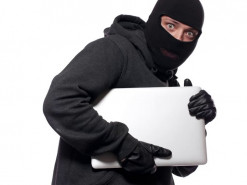 Аферисты заставили продавцов б/у ноутбуков добровольно отдавать им свои устройства