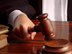 Суд прекратил дело "о фейках" в отношении журналистки "Радио Свобода"