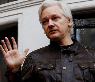 Ассанж может покинуть свое убежище «в любой момент»