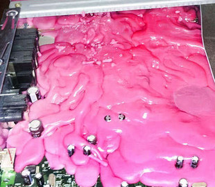 Курьезные фото людей, которым нельзя оставаться наедине с техникой