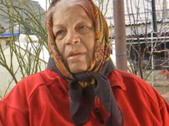 Журналисты нашли владелицу уцелевшего кухонного шкафчика в Бородянке, ставшего символом стойкости украинцев