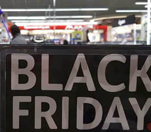 Американцы потратили рекордную сумму на онлайн-покупки в «черную пятницу»