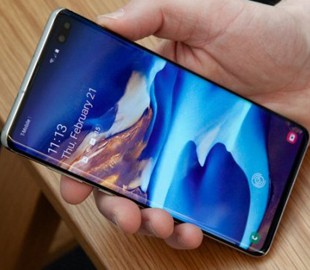 Владельцы Samsung Galaxy S10+ жалуются на нестабильный сигнал связи