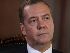 Банкова висміяла погрозу «судним днем» від Медведєва