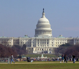 Amazon, Apple, Google та інші ІТ-компанії закликали владу США профінансувати виробництво чіпів