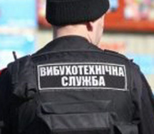 В Черкассах "заминировали" несколько школ: ученикам вновь пришлось обучаться онлайн