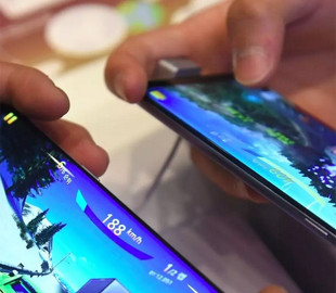 Samsung извинилась за скандал вокруг замедления флагманских смартфонов