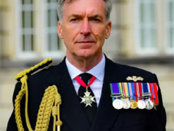 Российские подлодки угрожают системам связи по всему миру, – глава штаба обороны Британии Радакин