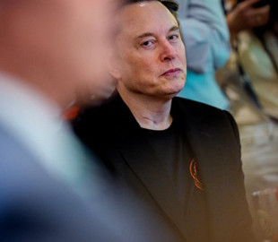 Маск не виплатив виборцям гроші, які обіцяв за підтримку Трампа: на нього подали до суду