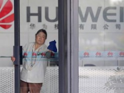 США намерены оставить смартфоны Huawei без Android