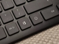 Microsoft добавила на свои клавиатуры две новые клавиши
