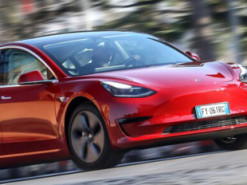 В сети показали, как работает завод Илона Маска в Берлине