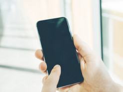 Смартфони Android навчились надсилати медичні дані людини, поки та викликає екстрену службу