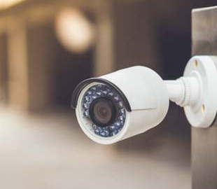 В Китае устанавливают камеры с системой распознавания лиц в мусорные баки