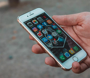 Известная соцсеть попыталась обойти запрет на слежку через приложения в iPhone