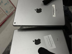 Прикарпатець намагався ввезти до України 55 планшетів Apple