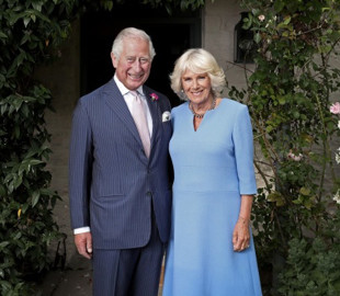 У Британії королівське подружжя обрало нову світлину для різдвяної листівки