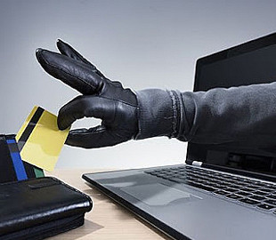 Хотіла «захистити» банківський рахунок: мешканка Миколаївщини перерахувала шахраям понад 100 тис. гривень