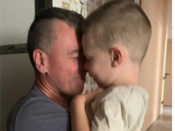 Художниця Гапчинська показала зворушливу зустріч сина з татом, який воює. Фото