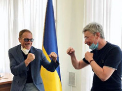 Ван Дамм прилетел в Киев на съемки первого фильма Netflix в Украине: что известно